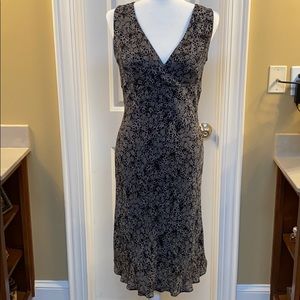 Beautiful Silk Petite Sophisticate dress size 6